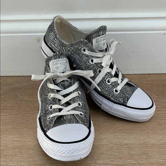 Converse Shoes - Converse Chuck Taylor All Star Low Top Silver Gray Black Tweed women’s Size 6